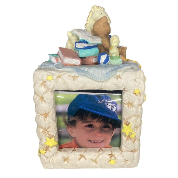 Music Box Musical Cube Picture Frame - Reading Bear - Plays “It’s A Small World” - Picture 5 of 12